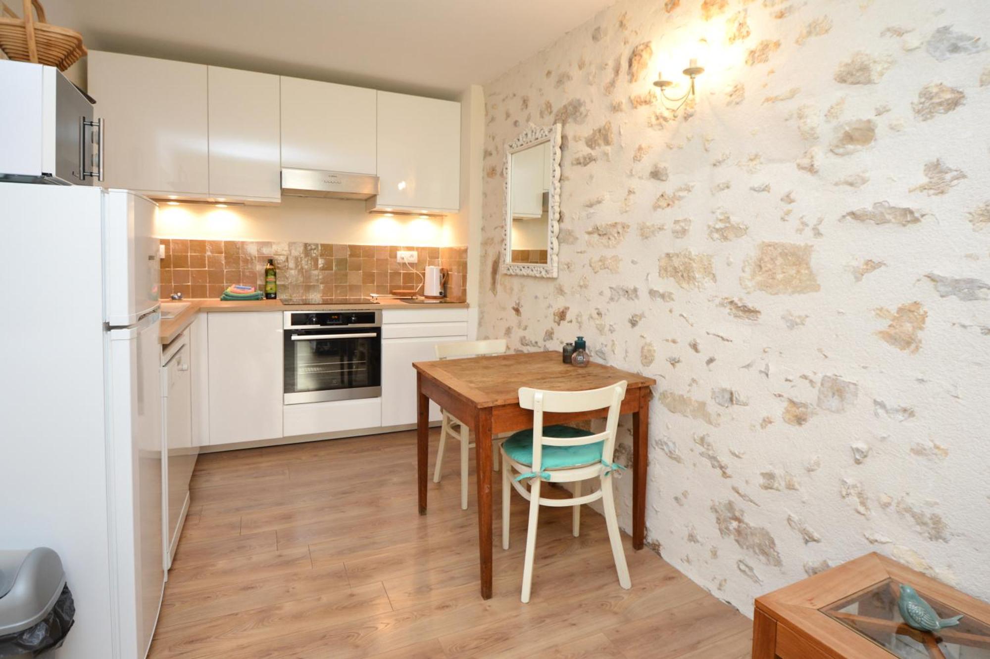Maison Le Petit Balcon Beaucaire Бокер Екстериор снимка