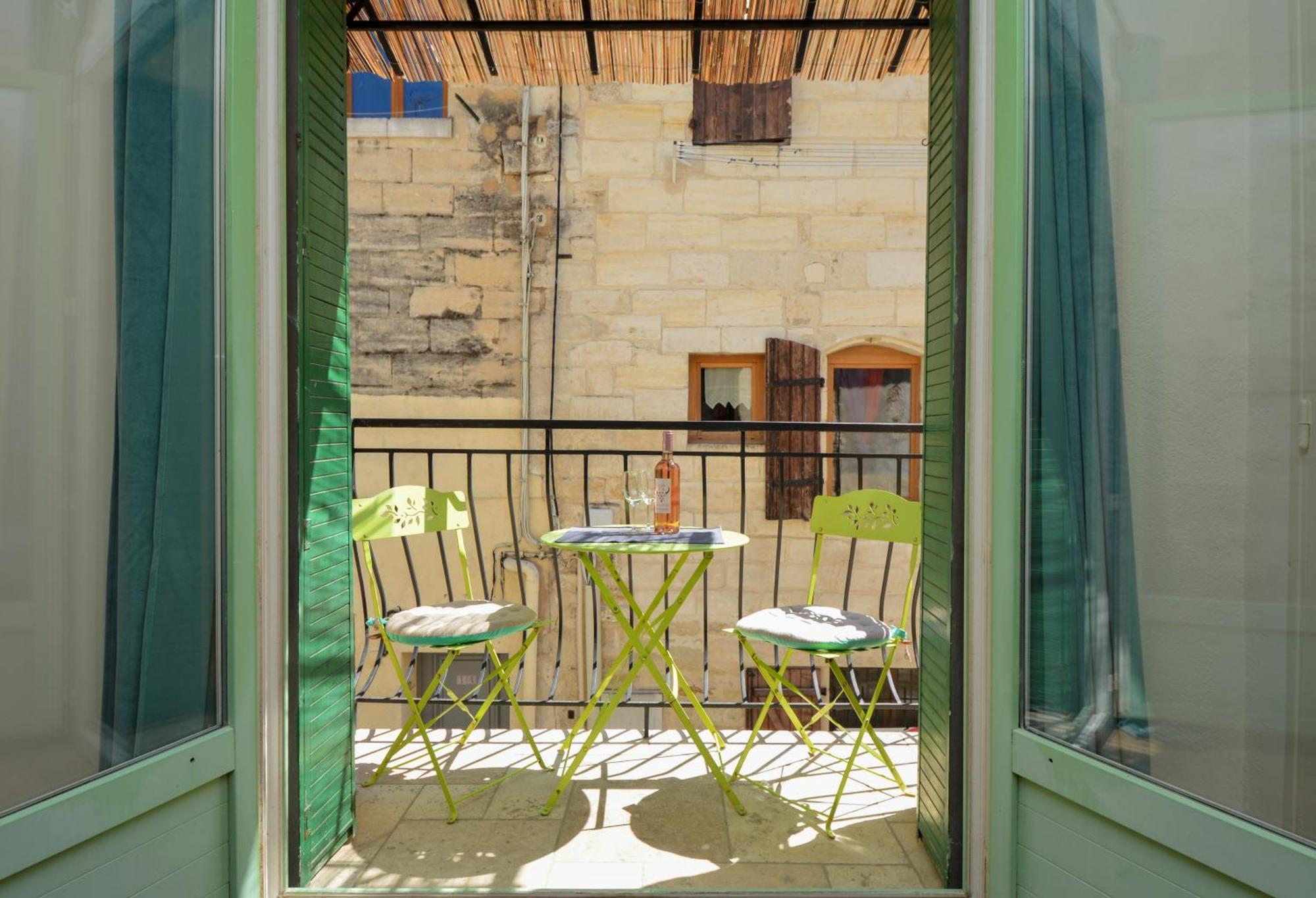 Maison Le Petit Balcon Beaucaire Бокер Екстериор снимка